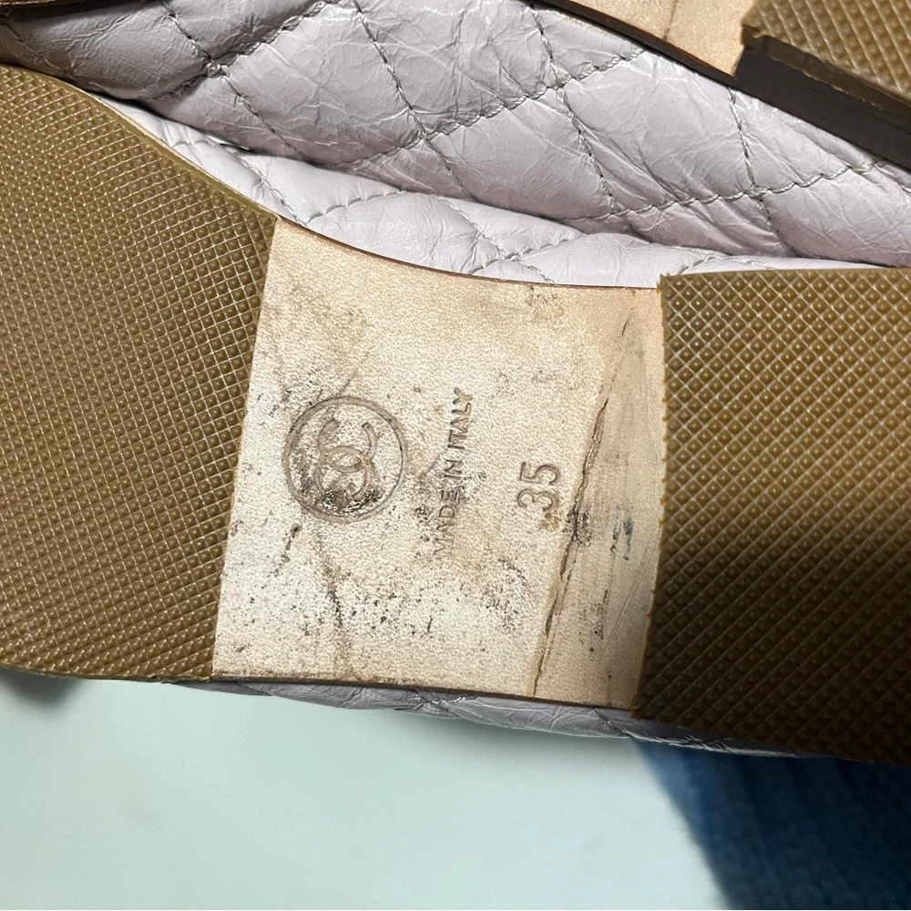 CHANEL Light Pink Quilted Flats - Picture 7 of 15